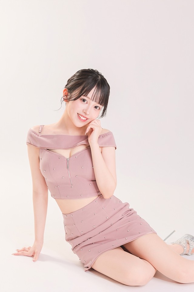 百瀬 カナプロフィール写真3